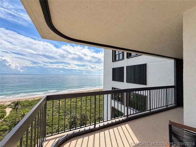 Building Photo - 3100 N Hwy A1A