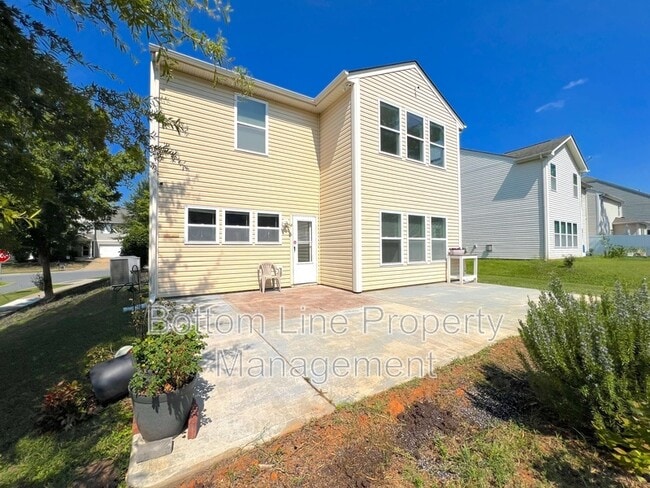 Building Photo - 2602 Impatien Drive