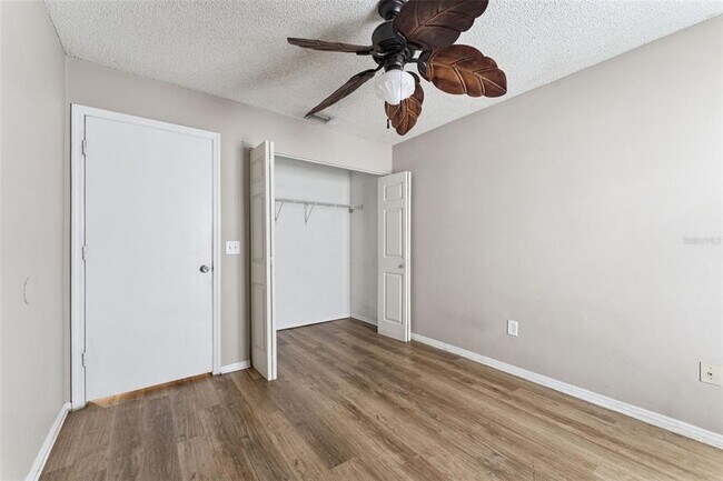 Building Photo - 3651 N Goldenrod Rd