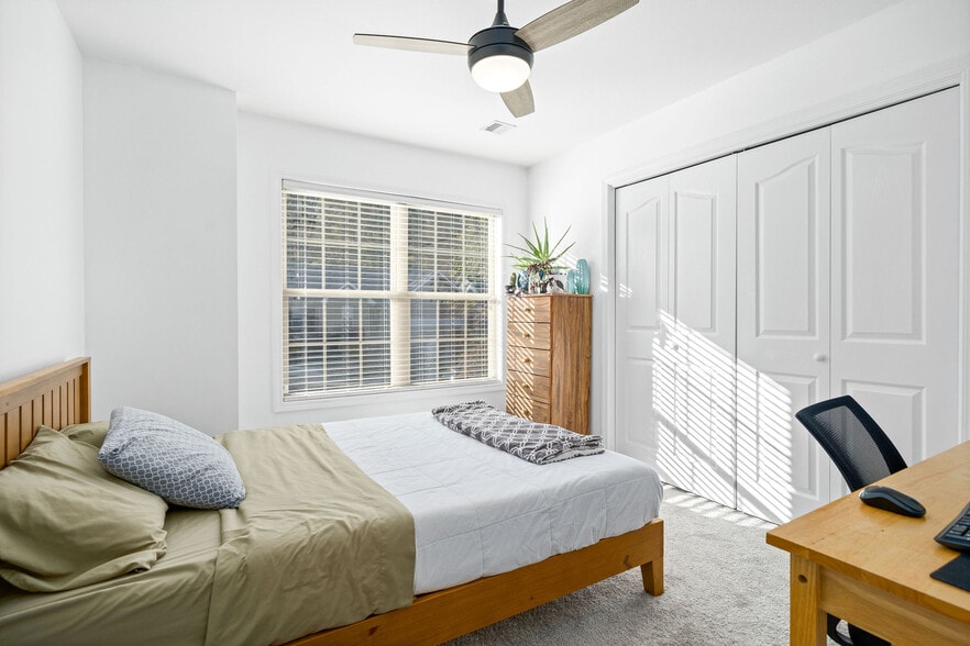 Bedroom 2 - 525 Parkvue Village Way