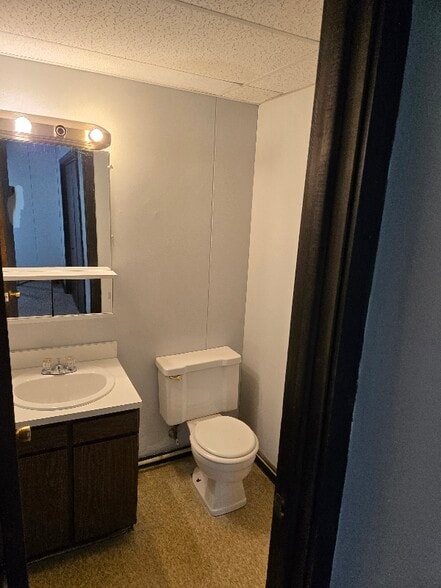 Building Photo - 230 Washington Blvd