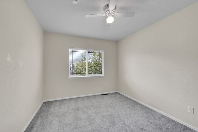 Building Photo - Wonderful home located in Broomfield with ...