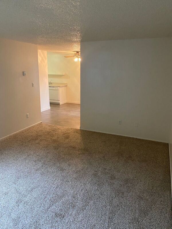 Building Photo - 479 Senate St NW