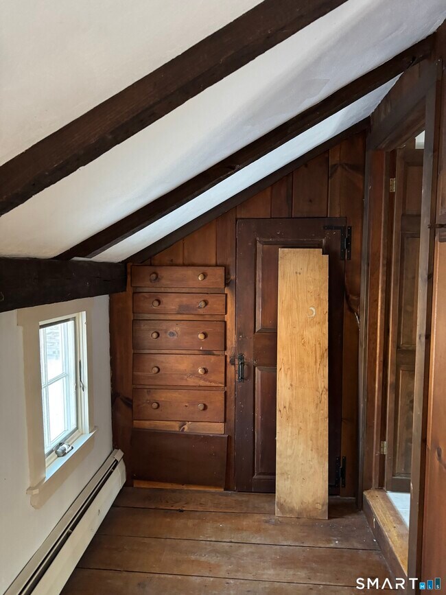 Building Photo - 30 Hopyard Rd