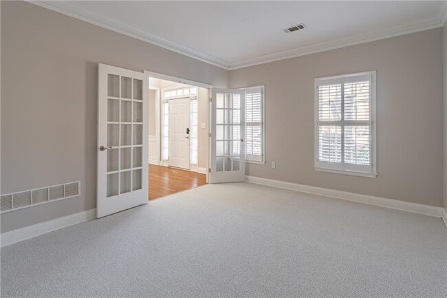 Building Photo - 3147 Crestmont Way NW