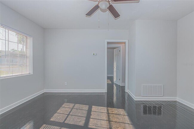 Building Photo - 414 N Boston Ave