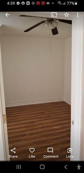 Bedroom - 4516 N Kenneth Ave