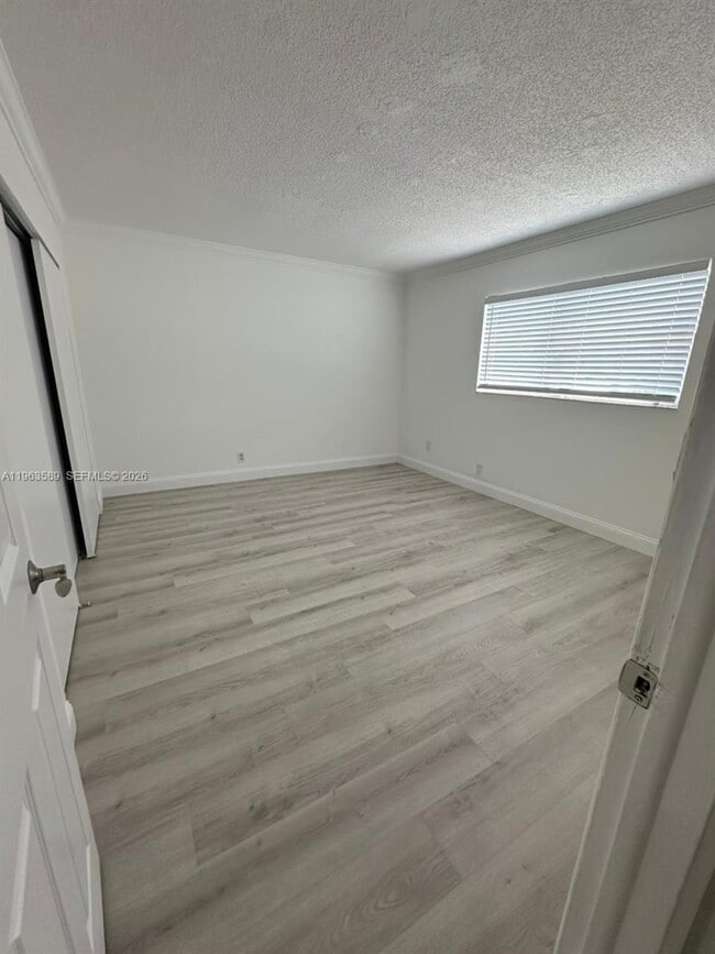 Building Photo - 2008 Jackson St