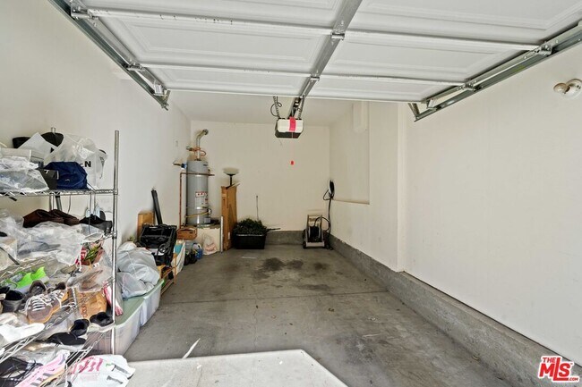 Building Photo - 17969 Lost Canyon Rd