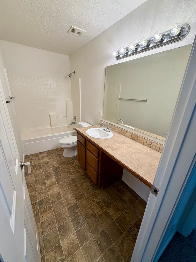Building Photo - Wonderful Home for rent in Caldwell
