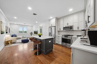 Building Photo - 139 Sherman Pl