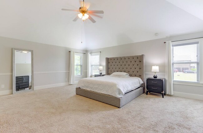 Building Photo - 135 Ravens Landing