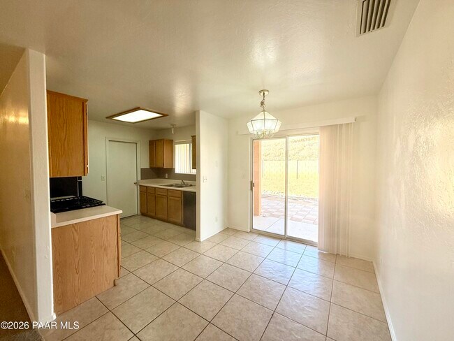 Building Photo - 4461 N Moccasin Cir