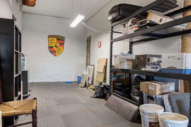 Building Photo - NEW! Diamond Heights Luxury, Available Unfurnished or Semi-Furnished • AMSI