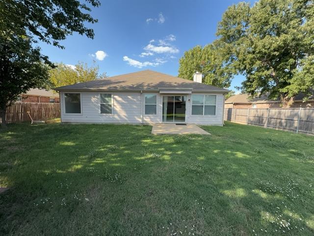 Building Photo - 3003 Elderberry Dr