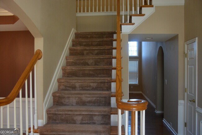 Building Photo - 7801 Waterlace Dr