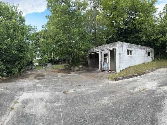 Building Photo - 933 S Ponce De Leon Cir