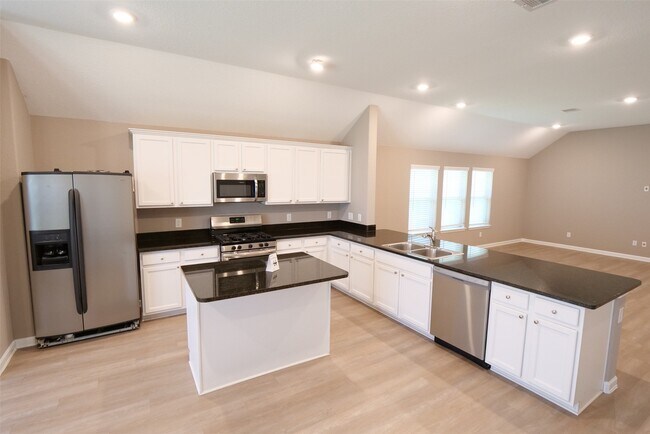 Building Photo - 7211 Songlark Lndg Ct