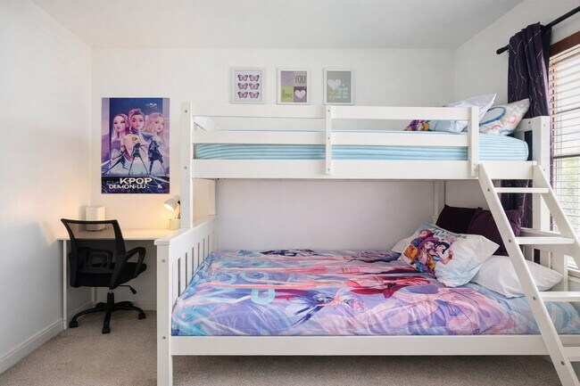 Building Photo - 3041 NW 152nd Terrace