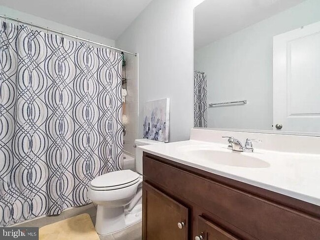 Building Photo - 3632 Chippendale Cir