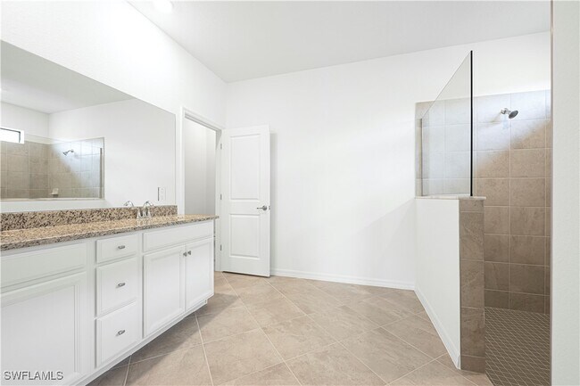 Building Photo - 14640 Palamos Cir