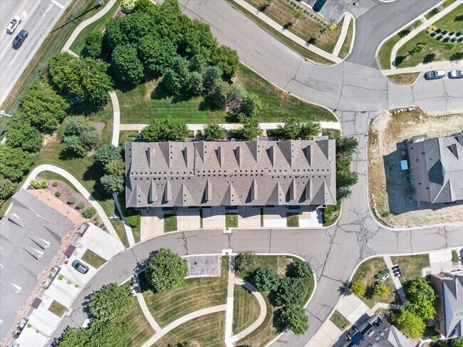 Building Photo - 39763 Rockcrest Cir