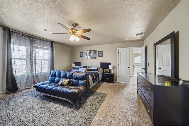 Building Photo - 3874 Winter Sun Dr