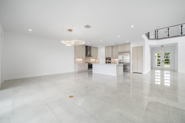Building Photo - 8561 Crystal Downs Ave