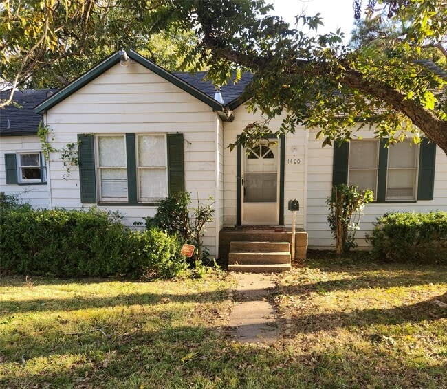 Primary Photo - 1400 Dyer Ave