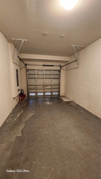 Primary Photo - 3364 NW 10th Ave