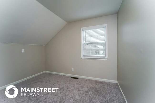 Building Photo - 4303 Bay Pointe Dr