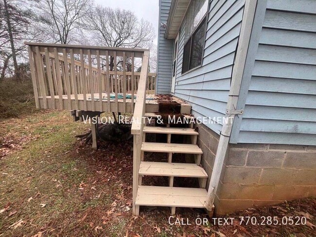 Building Photo - 60 Bagwell Rd