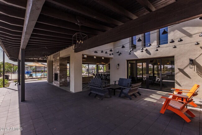 Building Photo - 36810 N Camarillo Dr