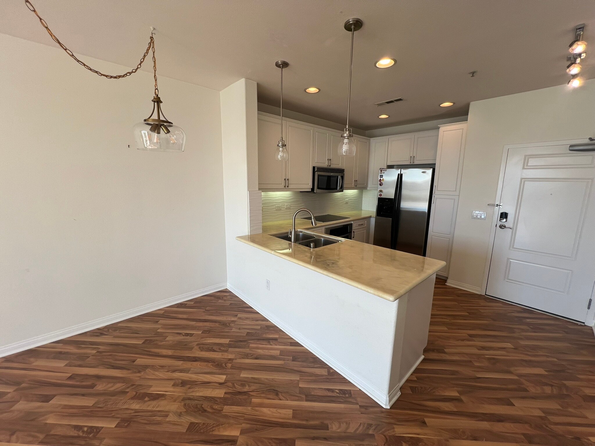 Building Photo - 3887 Pell Pl