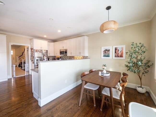 Building Photo - 38 Troy Ln