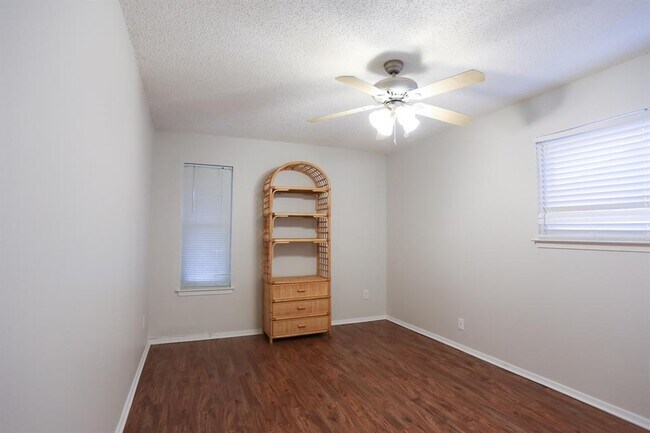 Building Photo - 12315 Wycliff Ln