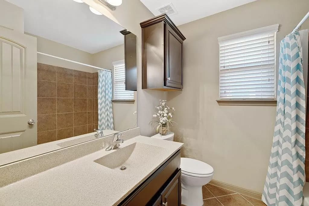 Building Photo - 1022 Lost Pines Ln