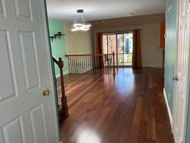 Building Photo - 392 Whimbrel Ln