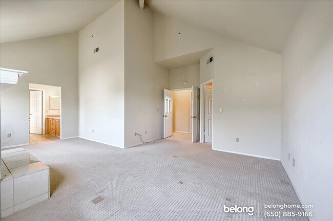 Building Photo - 511 Saint Thomas Ln