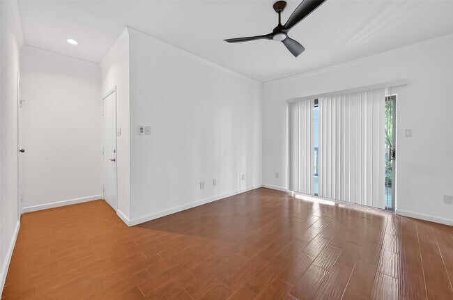 Building Photo - 11711 Memorial Dr