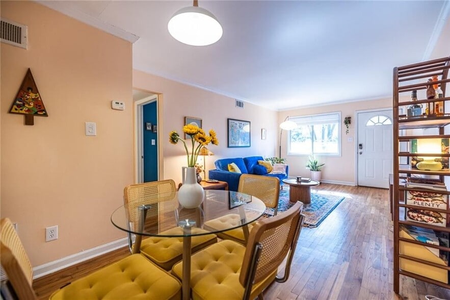 Building Photo - 520 Park Ave SE