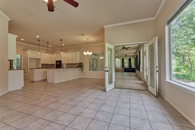 Building Photo - 10506 Crestwater Cir