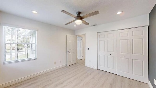 Building Photo - 5120 Coronado Ridge