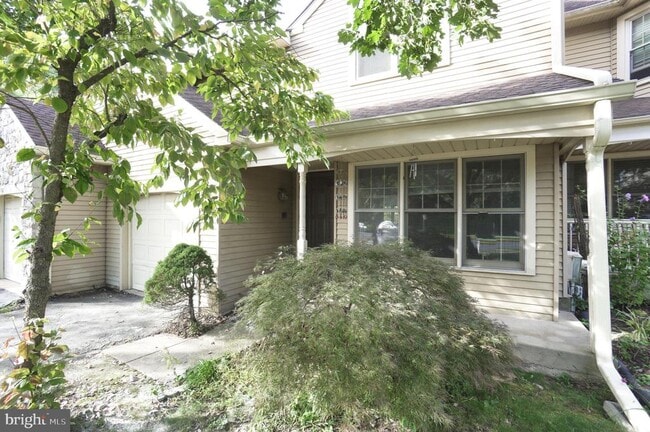 Building Photo - 1379 Gwynedale Way