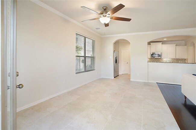 Building Photo - 103 E Jagged Ridge Cir