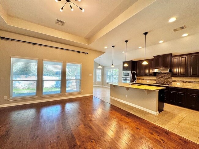 Building Photo - 4207 Oldenburg Ln