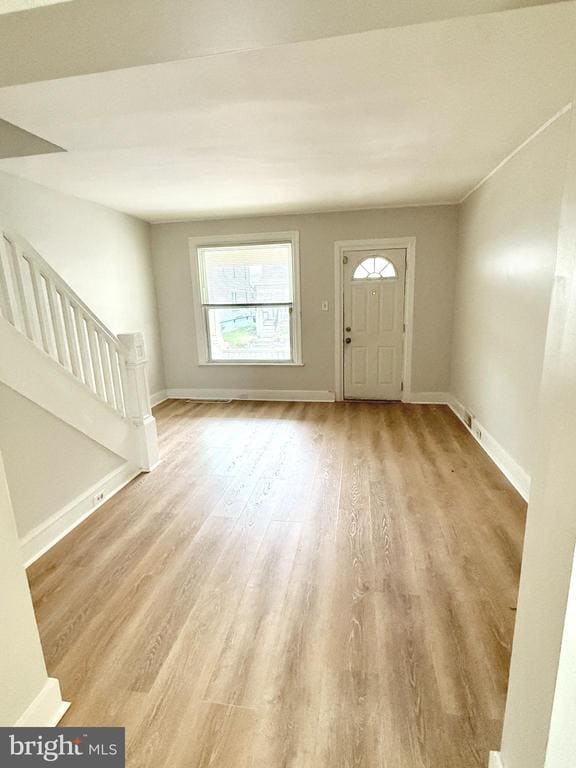 Building Photo - 1235 Maple St