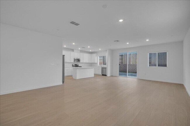 Building Photo - 12658 Rosefinch Wy