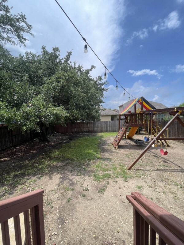 Building Photo - 11638 Zinnia Fields