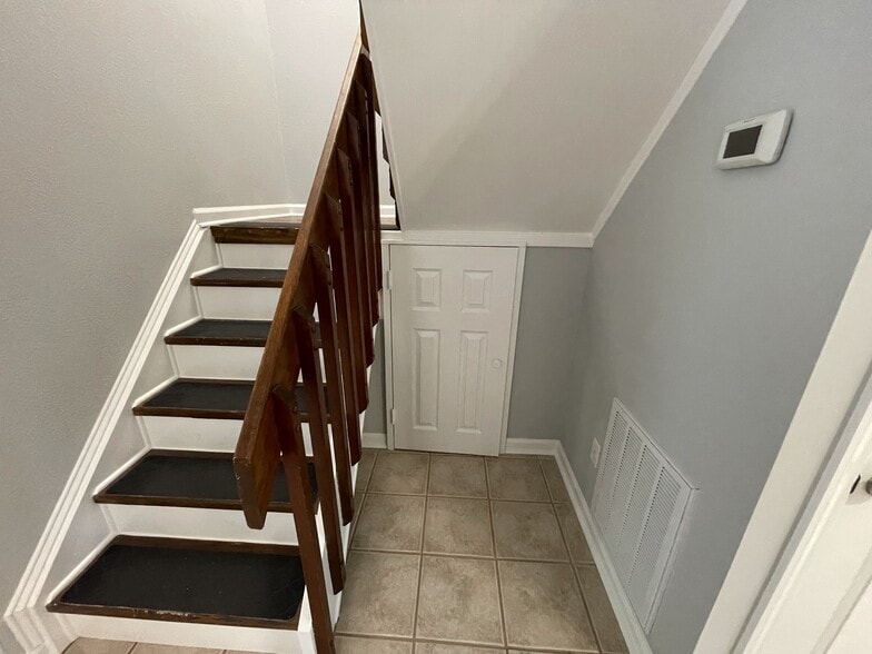 No space is wasted in this unit - under stairs AND under stair landing storage. Programmable WIFI th - 4204 Whistler Ct